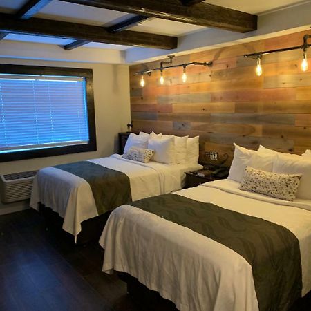 Cedar Stables Inn & Suites Sandusky Exterior foto